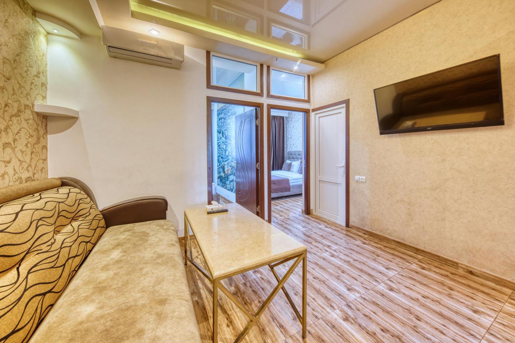 Aleppo Hotel Erévan Extérieur photo