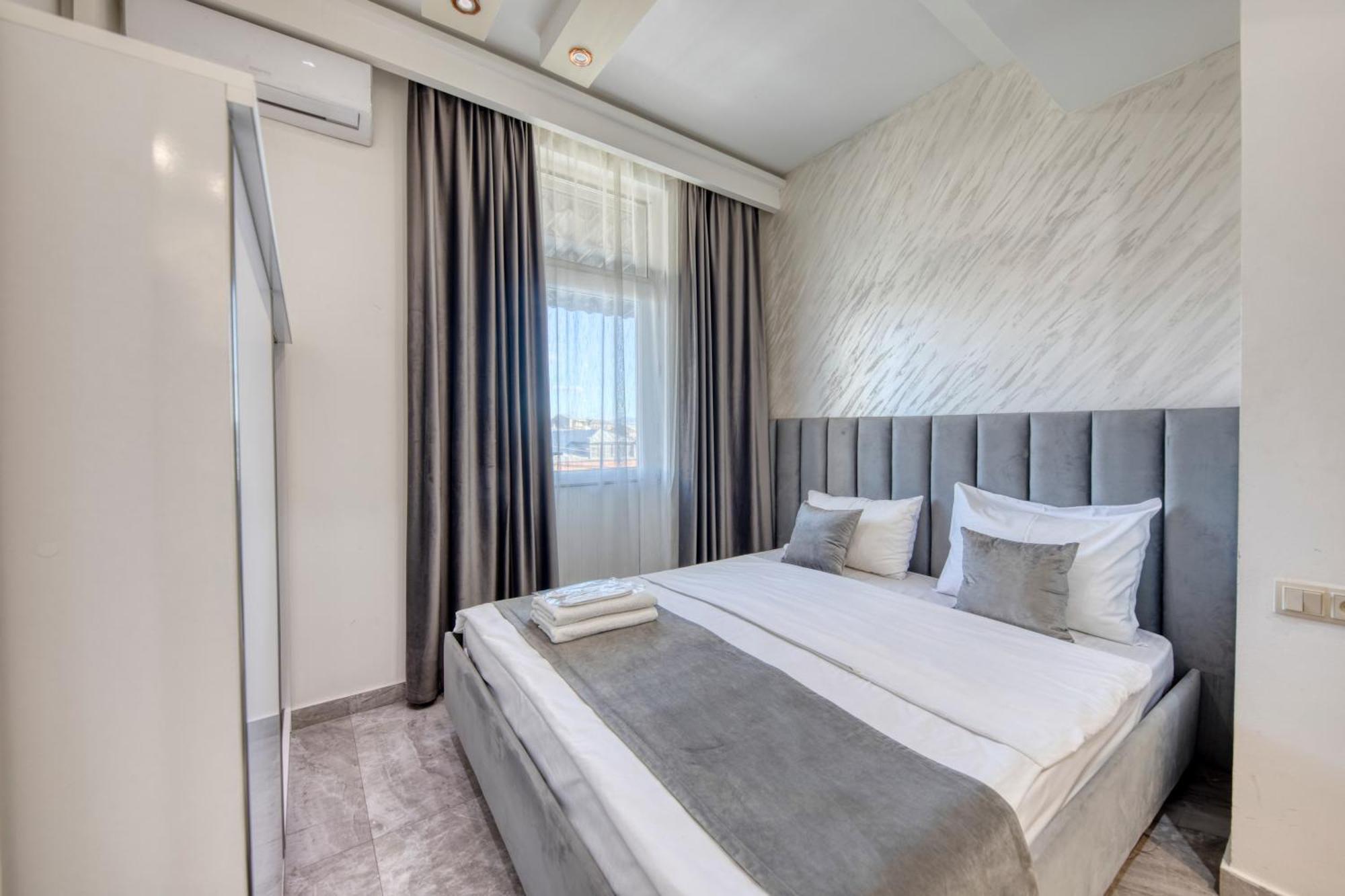 Aleppo Hotel Erévan Extérieur photo