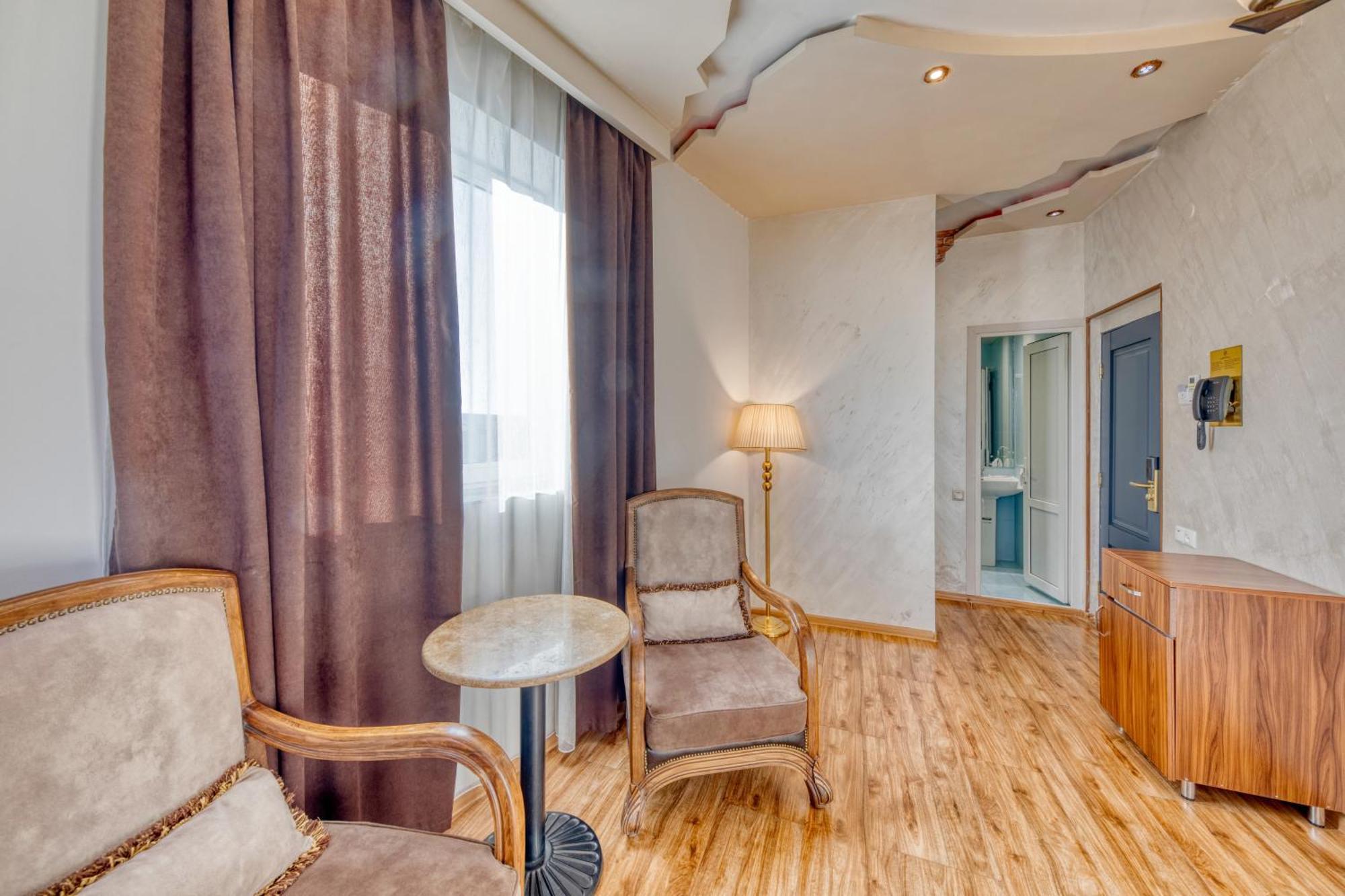 Aleppo Hotel Erévan Extérieur photo